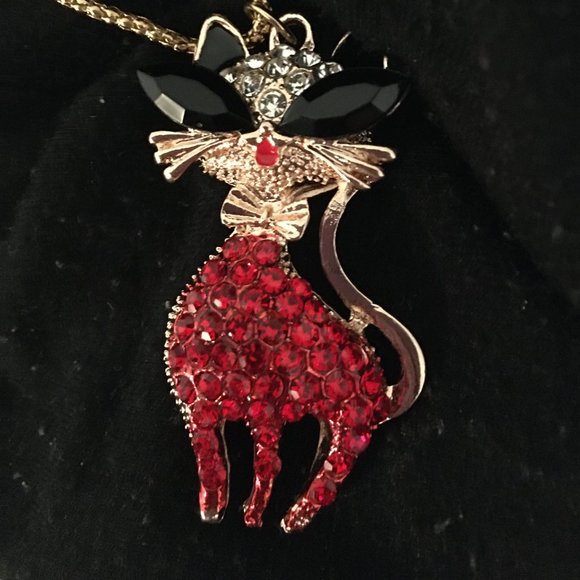 Cool Cat, Sexy Cat Red and Black Necklace - Great Fun and Gift Drawer 4 - Picture 1 of 5